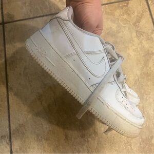 Nike Kids White Low-Top Sneakers with Lace-Up Closure